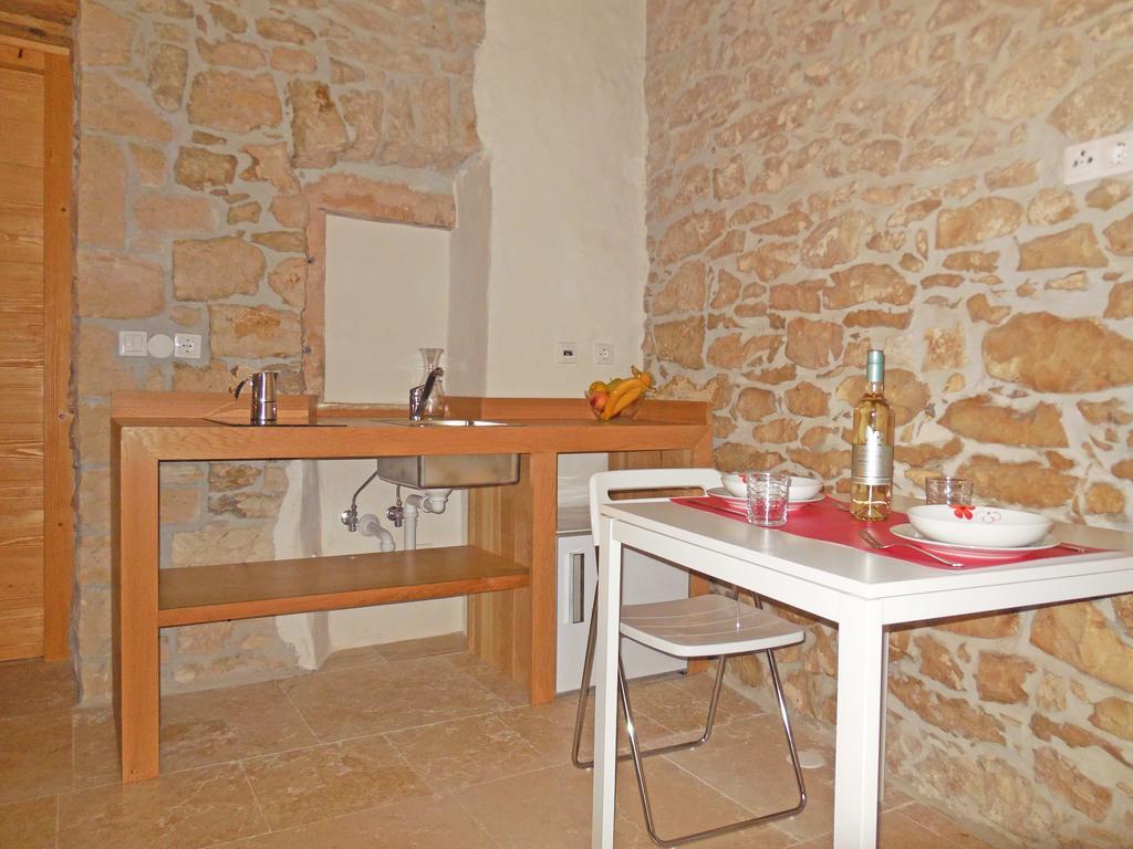 Stone House Apartments ブルトニグラ エクステリア 写真
