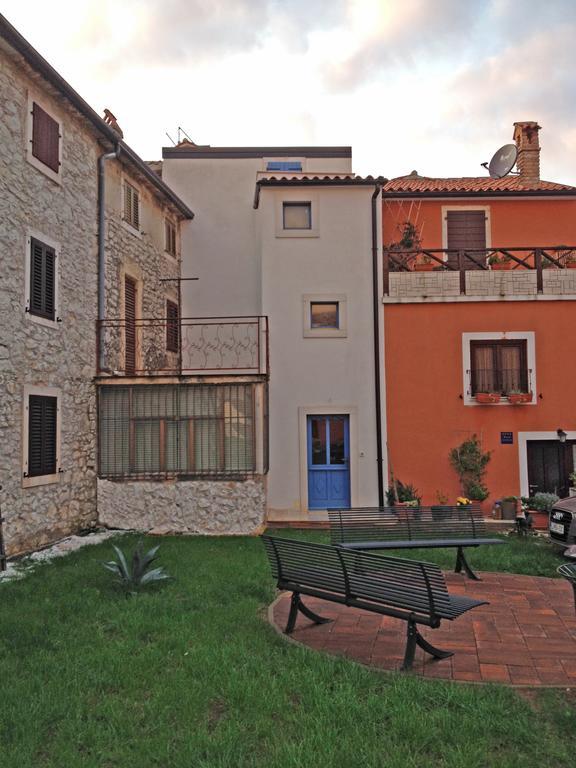 Stone House Apartments ブルトニグラ エクステリア 写真